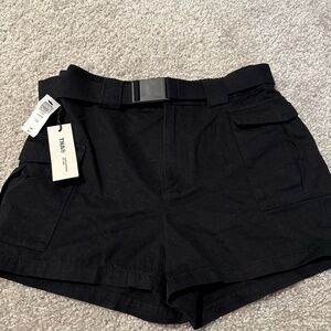 Aritzia Cargo Shorts